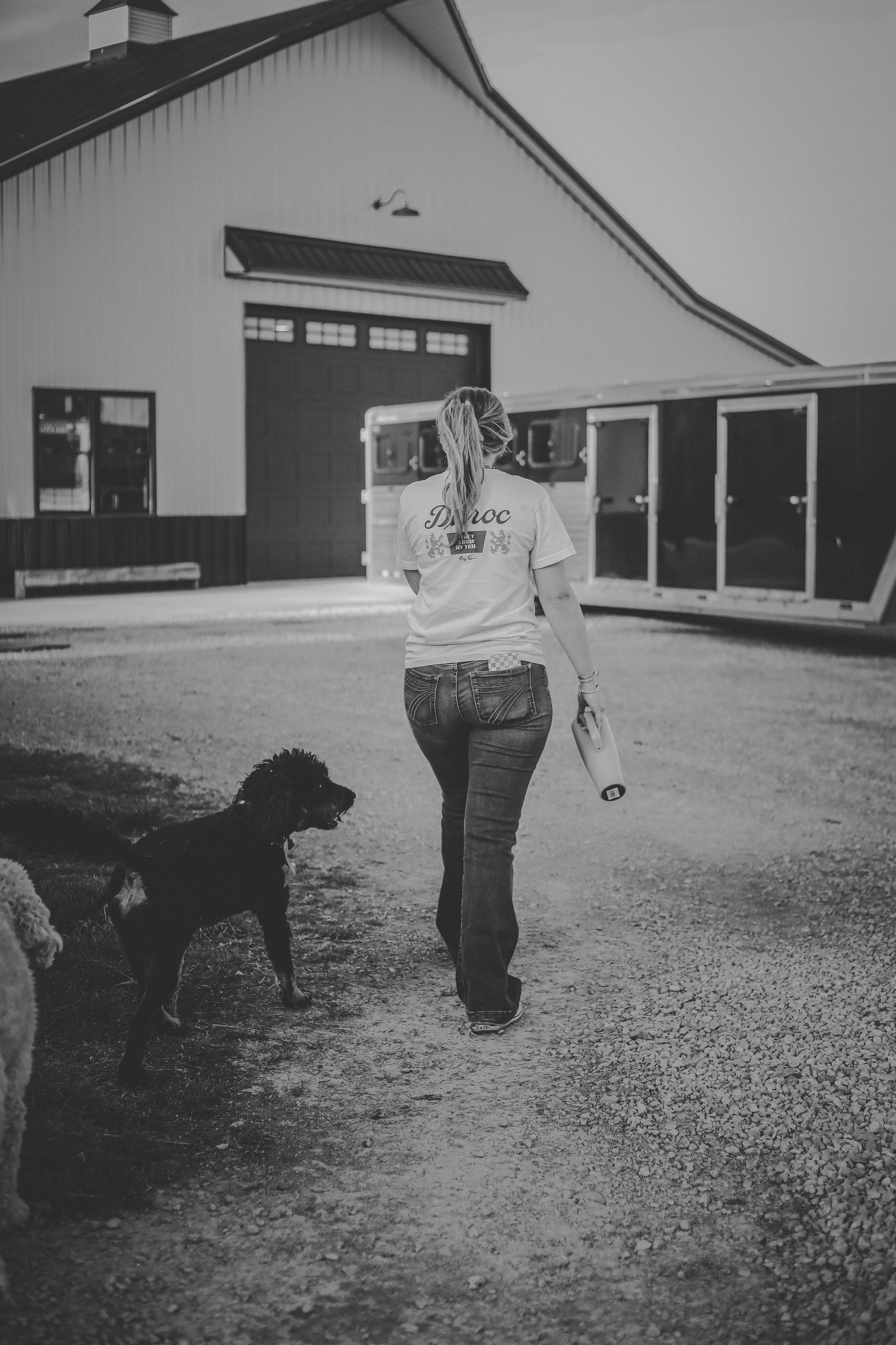Duroc Banquet Tee