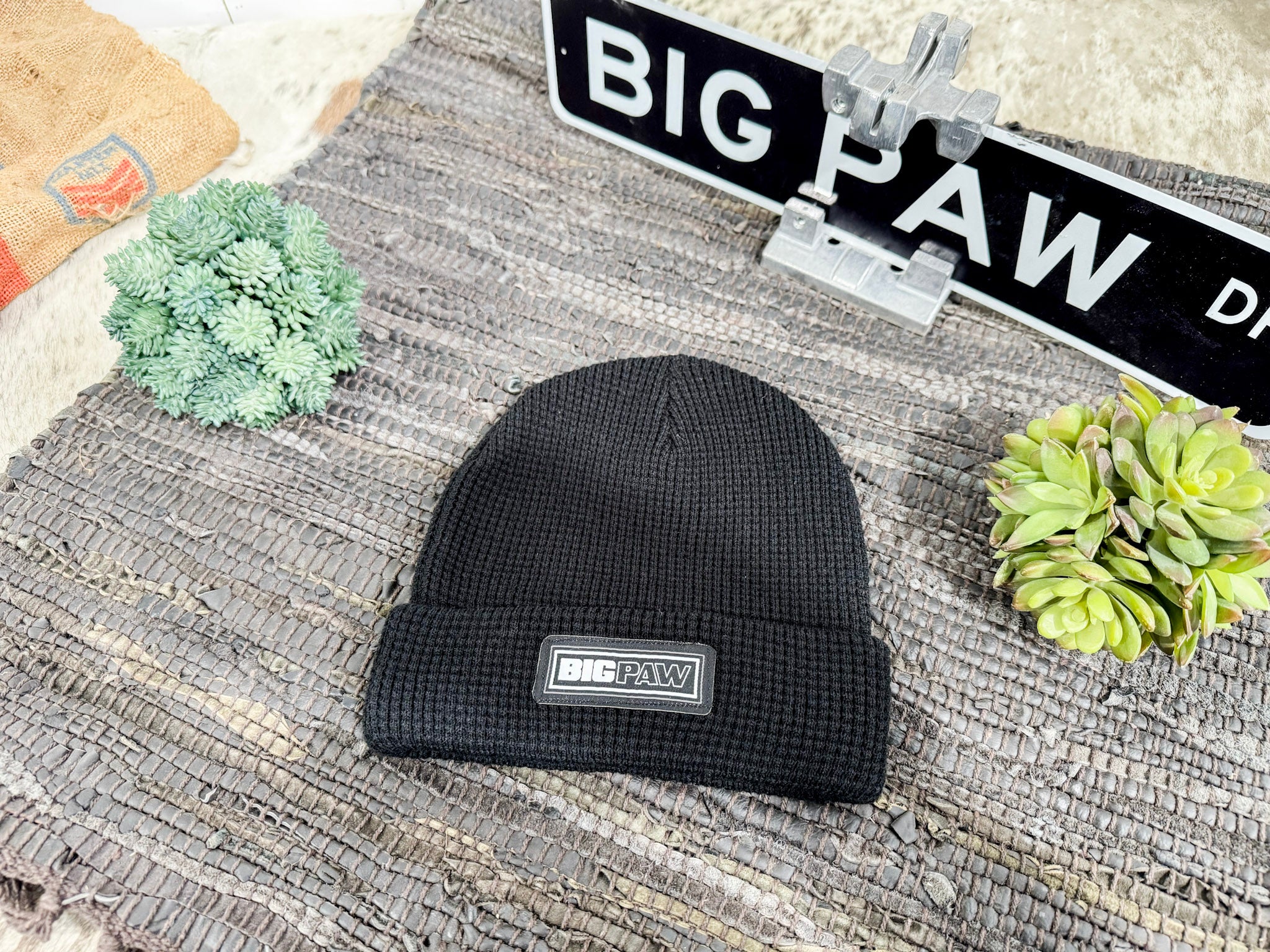 Big Paw Block Medium Patch Beanie