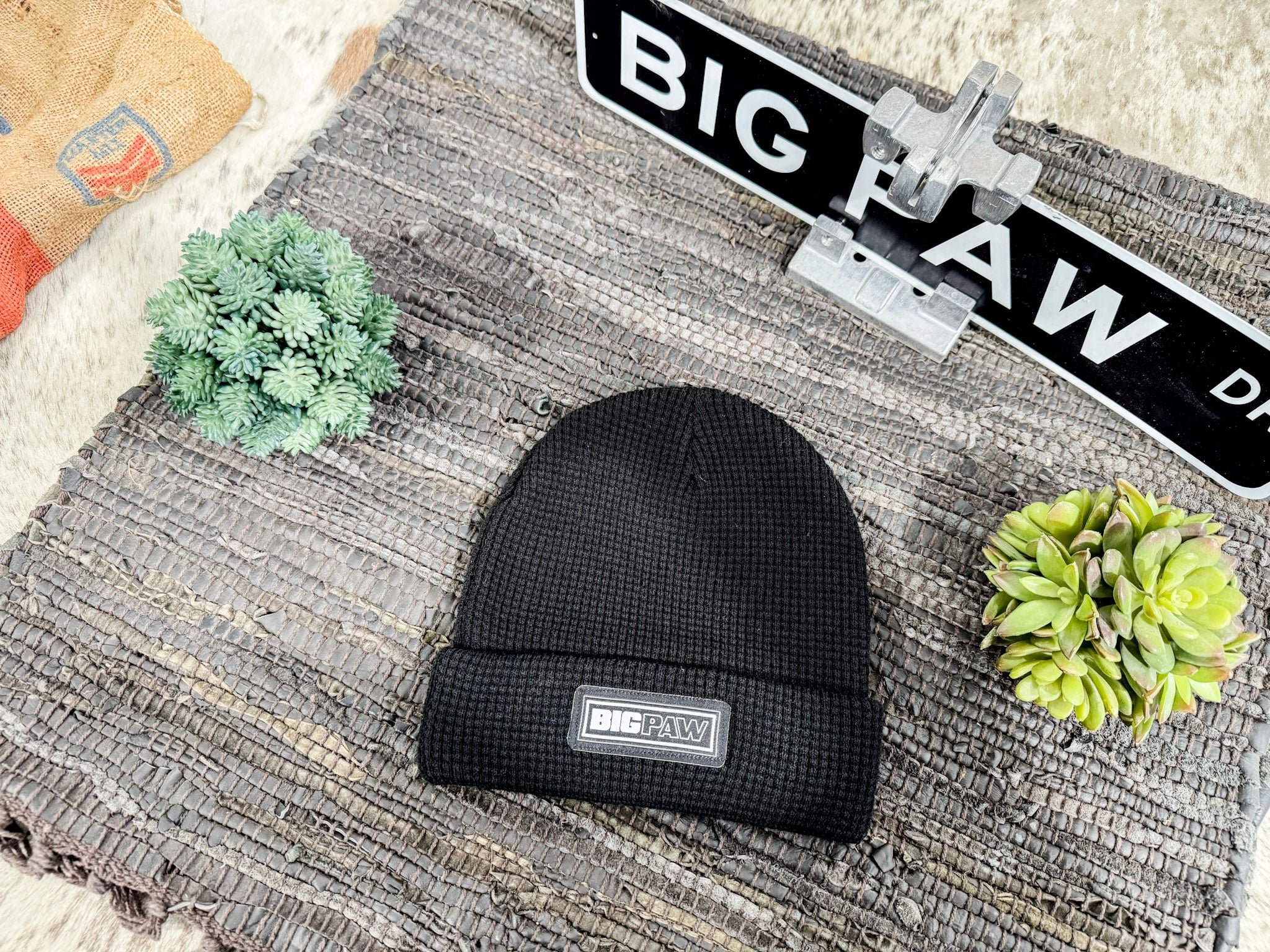 Big Paw Block Medium Patch Beanie