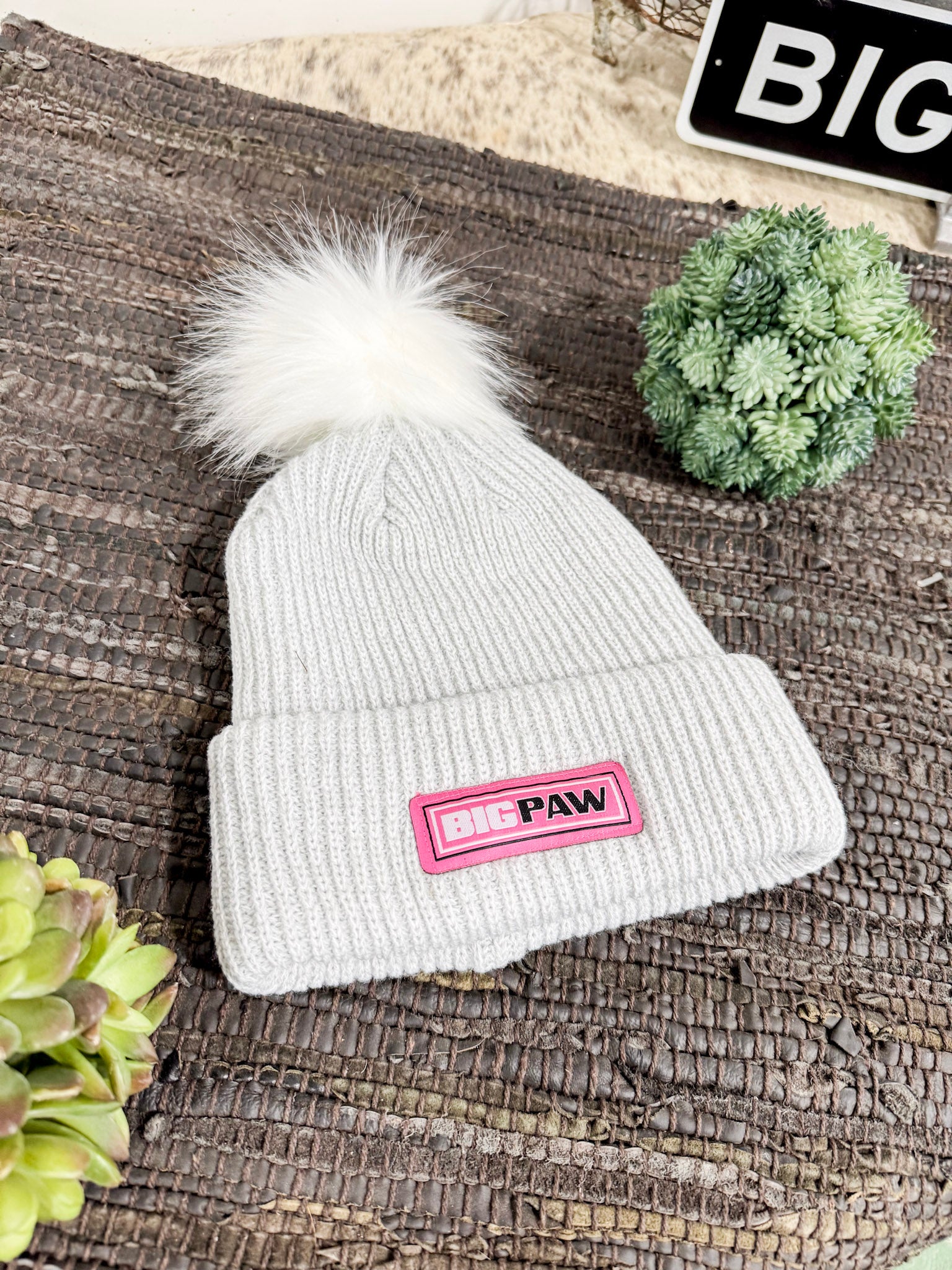 Big Paw Block Medium Patch Beanie