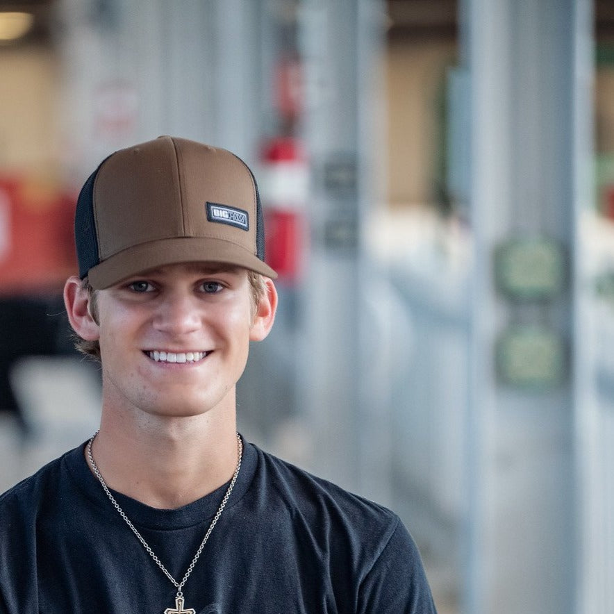 Big Paw Block Offset Small Patch Hat