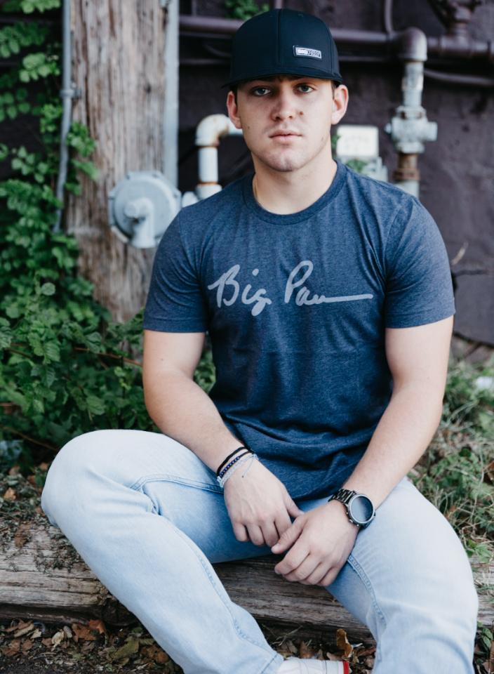 Signature T-Shirt in Heather Navy