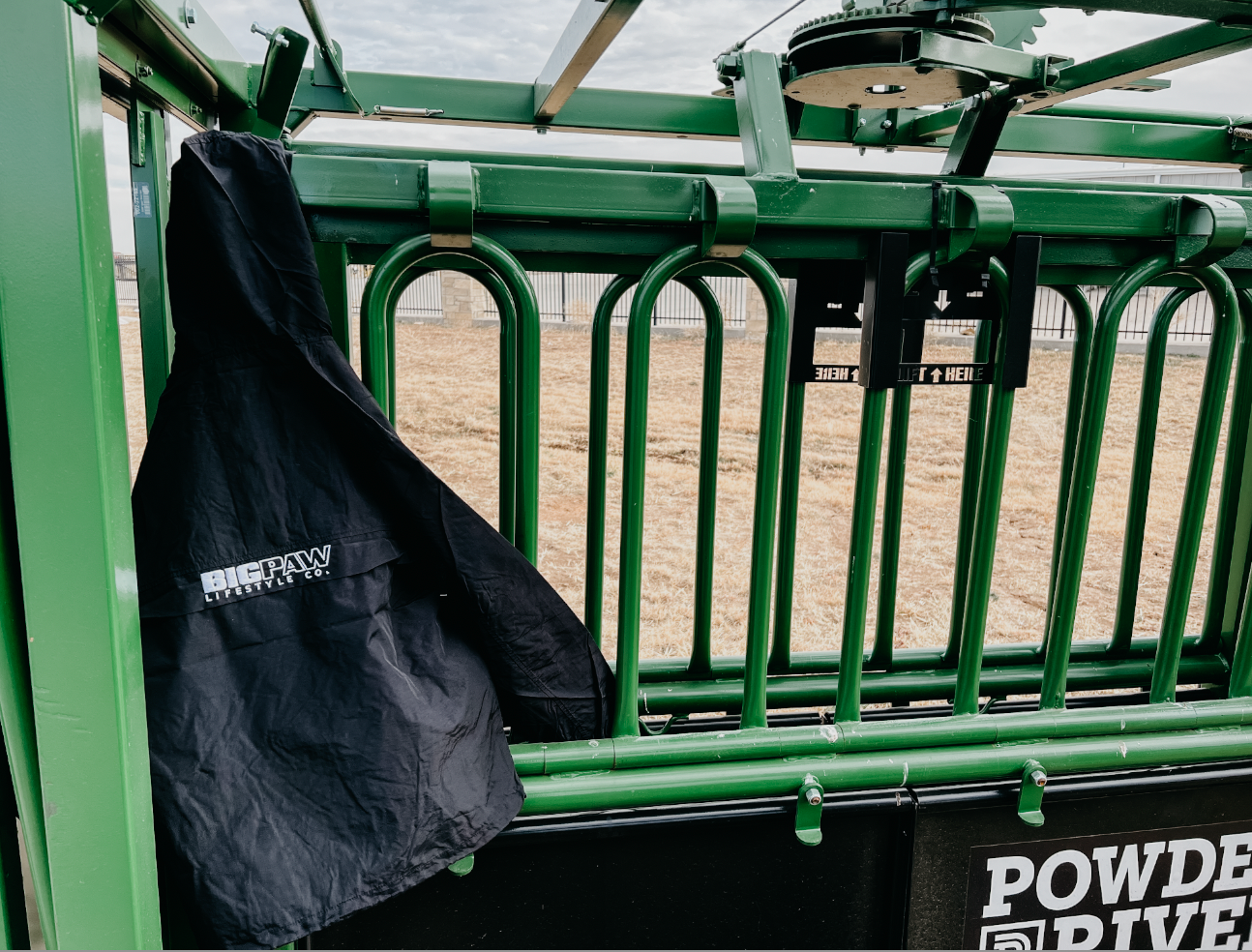 Clipping Gear - Windbreaker