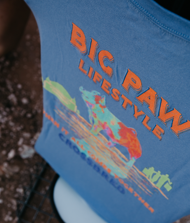 Crossbred V. I T-Shirt