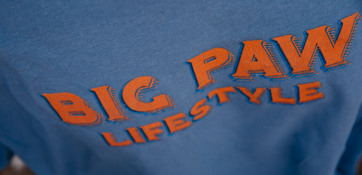 Crossbred V. I T-Shirt